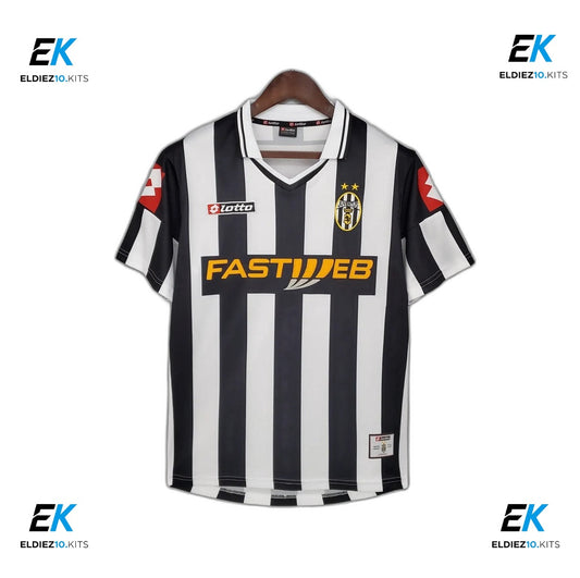 01-02 Juventus Home Retro