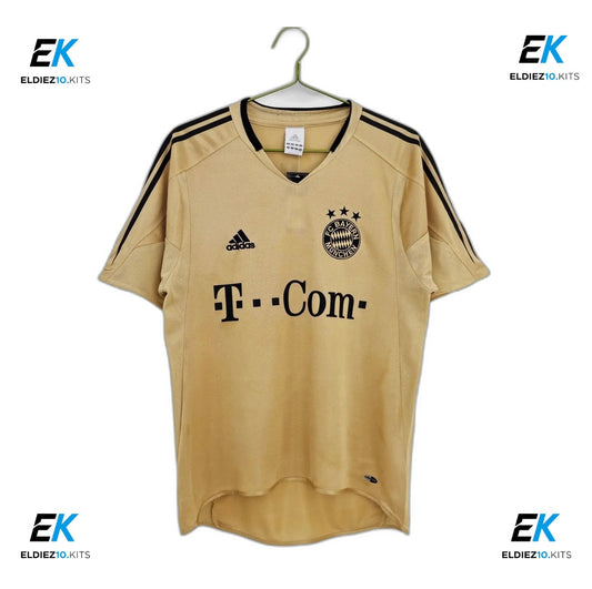 2004-05 Bayern Munich Away Retro